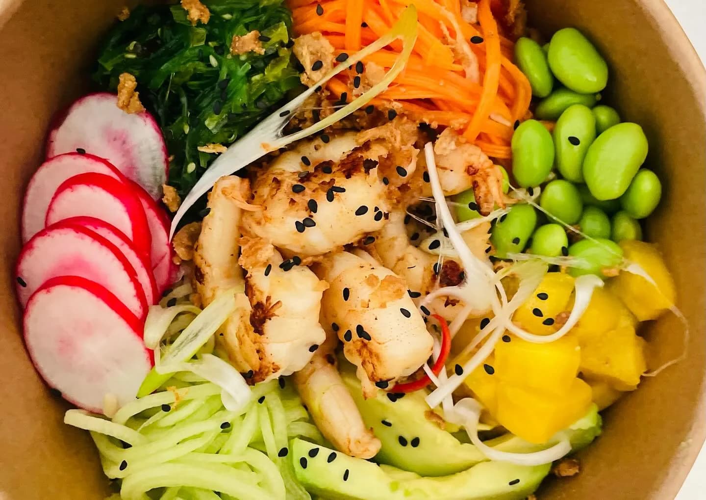 Poké miska + polievka.
